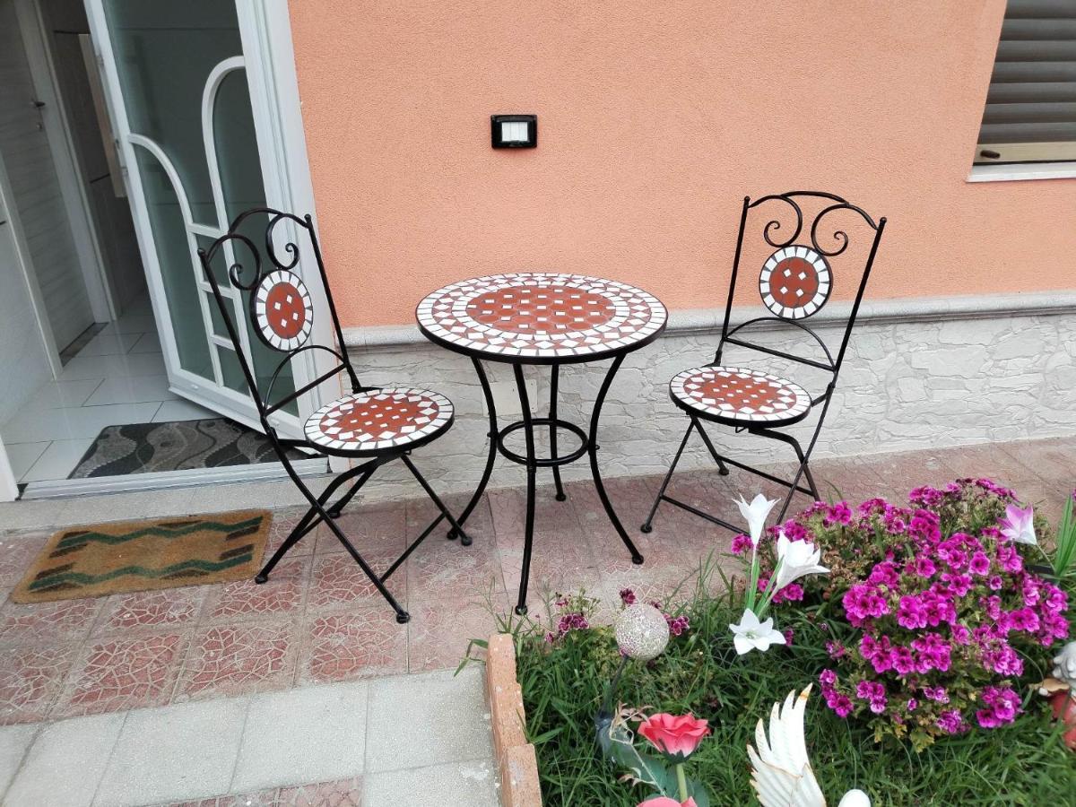 La Romantica Hotel Randazzo Luaran gambar